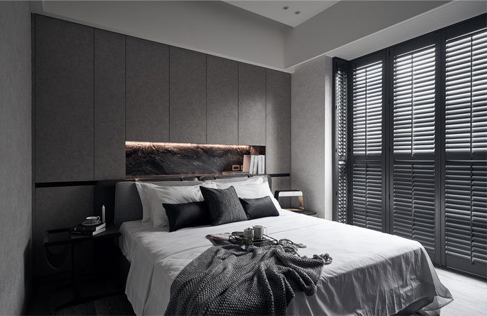modern-mans-bedroom.jpg